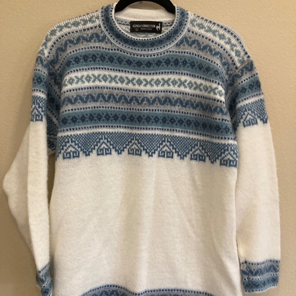 Alpaca Sweater - Picture 1 of 3